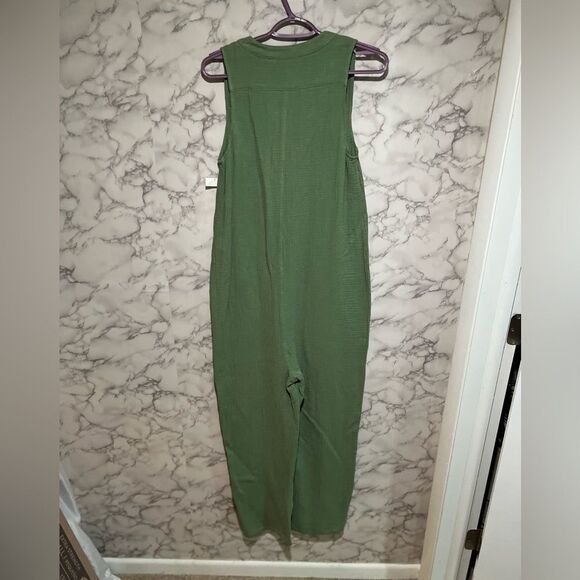 Steve Madden NWT Sleeveless Cotton Gauze Jumpsuit PASTEL GREEN - Picture 6 of 7